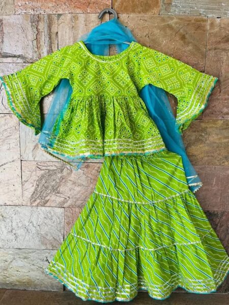 green-kurti-skirt-2