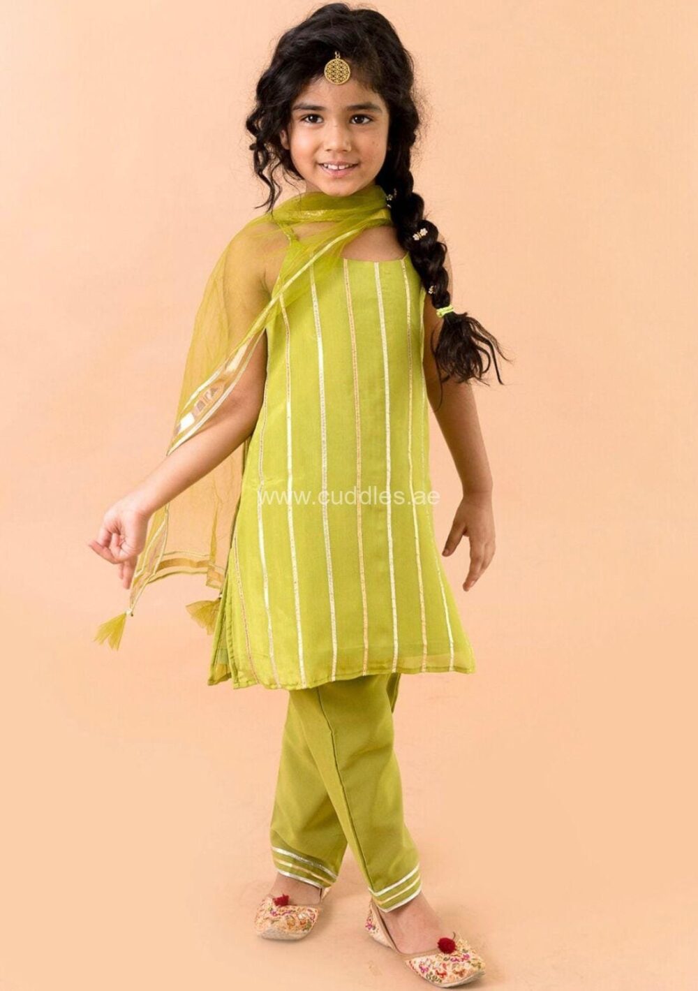 Olive green Kurta with trousers and Dupatta set - Image 3