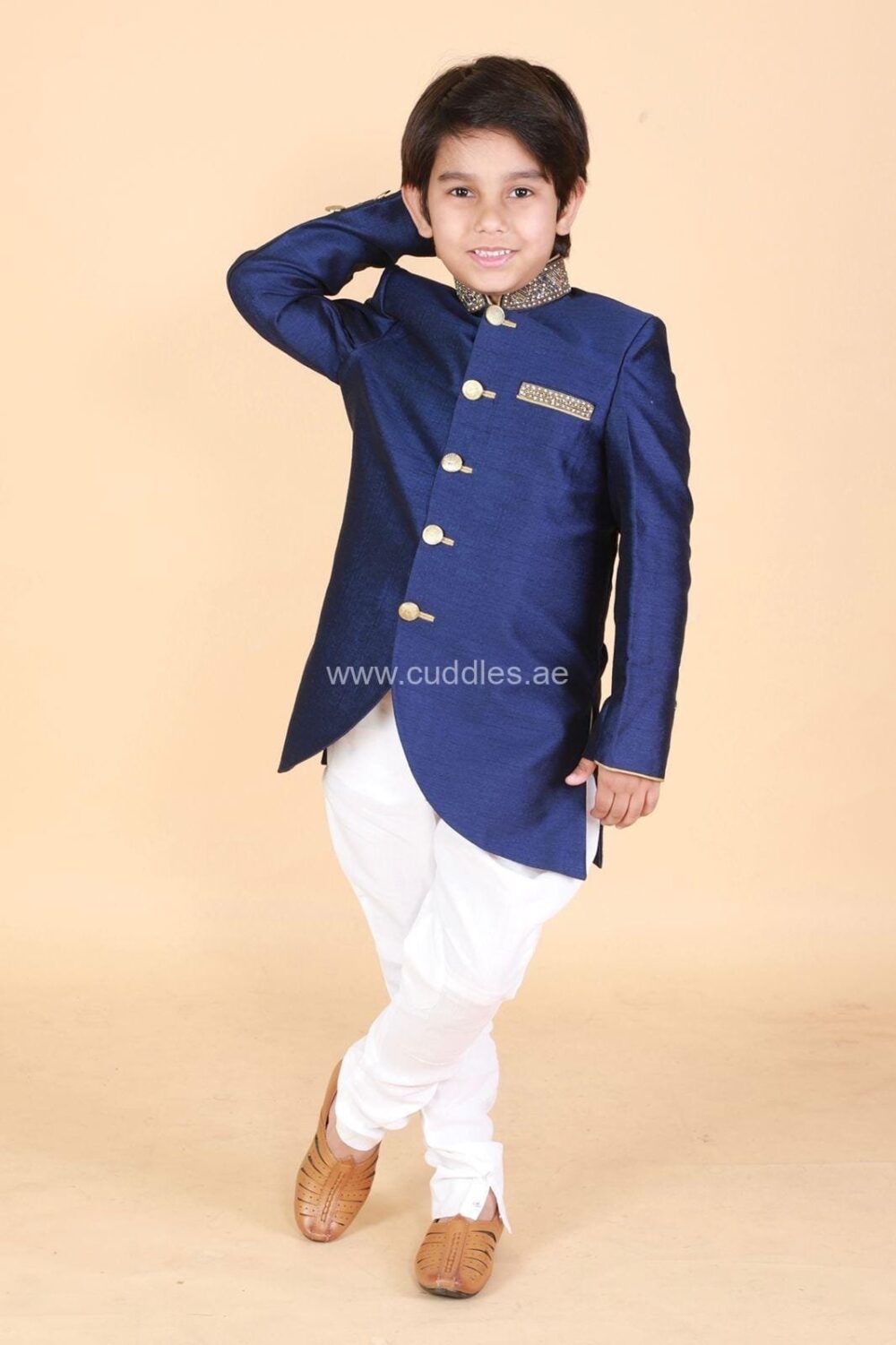 Boys full sleeves heavy Rich Embroidered Sherwani set - Image 3