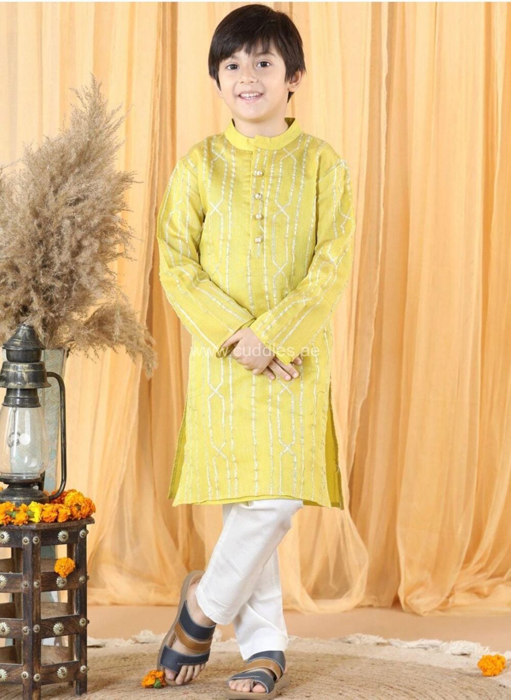 Olive green Gotta  work Kurta pajama set - Image 2