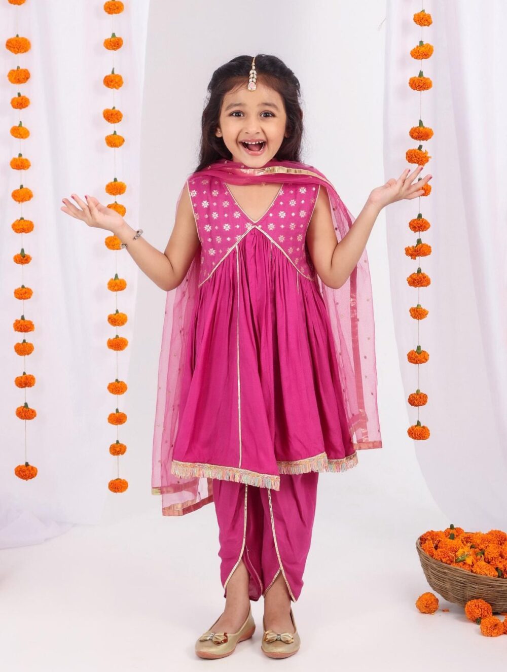 Mauve kurta with Dhoti and Dupatta - Image 2