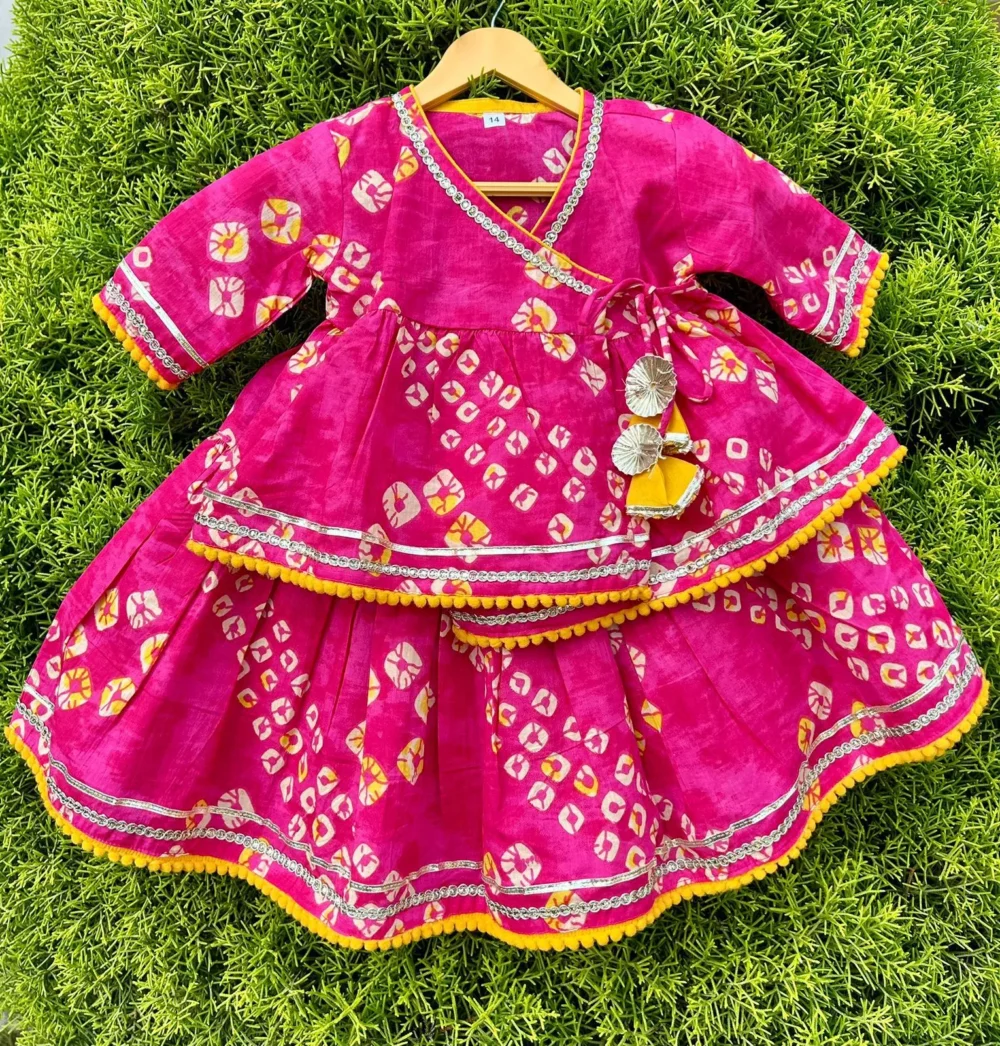 Ayra Rani pink Kurti and skirt set