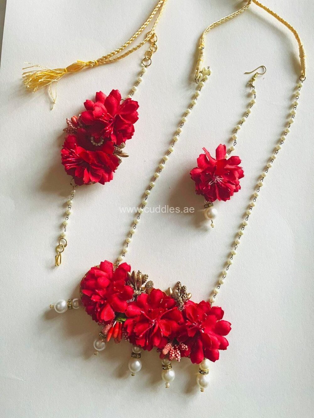 Elegant Floral and Pearl Jewelry set